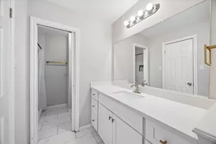 7711 Twin Hills Dr, Houston, TX 77071 - Photo 22