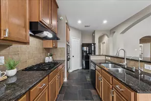 5604 Kingsfield Ct, League City, TX 77573 - Photo 10