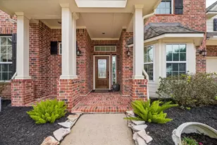 5604 Kingsfield Ct, League City, TX 77573 - Photo 2