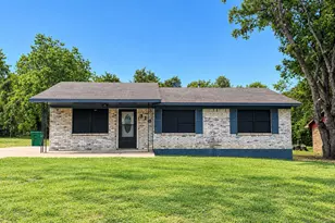 316 Johnson St, Brenham, TX 77833 - Photo 1