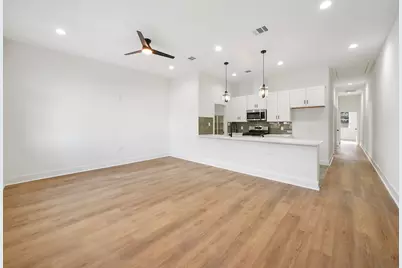 3907 Falls Street, Houston, TX 77026 - Photo 4