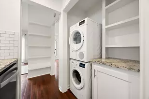 2829 Timmons Ln, Houston, TX 77027 - Photo 8
