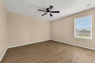 521 Maple Bnd Ln, La Marque, TX 77568 - Photo 22