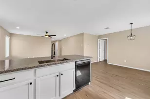 521 Maple Bnd Ln, La Marque, TX 77568 - Photo 18