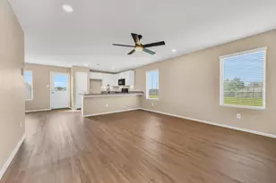 521 Maple Bnd Ln, La Marque, TX 77568 - Photo 12