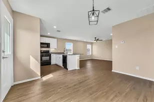 521 Maple Bnd Ln, La Marque, TX 77568 - Photo 20