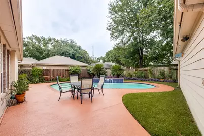 9407 Walnut Brook Court, Houston, TX 77040 - Photo 24