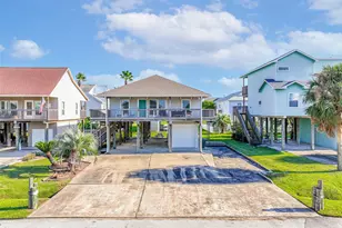 13811 Mutiny Ln, Galveston, TX 77554 - Photo 4