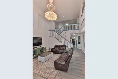 107 Forest Bend Court, Clute, TX 77531 - Photo 10