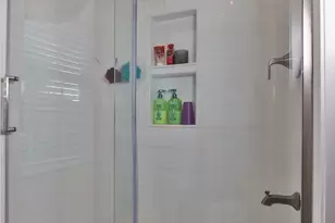 107 Frst Bnd Ct, Clute, TX 77531 - Photo 28