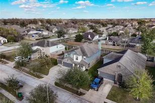 107 Frst Bnd Ct, Clute, TX 77531 - Photo 40