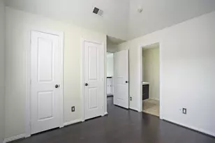 2043 Palm Forest Ln, Houston, TX 77077 - Photo 32