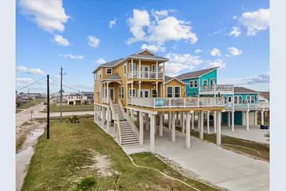 1018 Seashell Drive, Surfside Beach, TX 77541 - Photo 1