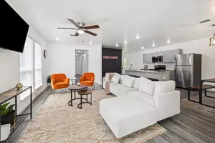2631 Stevens St, Houston, TX 77026 - Photo 10