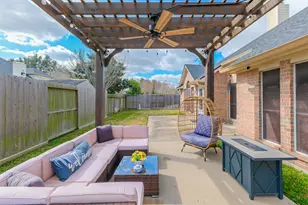 10010 Forest Spring Ln, Pearland, TX 77584 - Photo 44