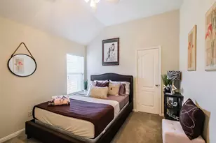 10010 Forest Spring Ln, Pearland, TX 77584 - Photo 10