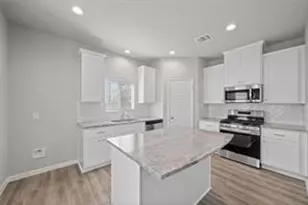 24709 White Libertia Ct, Houston, TX 77336 - Photo 6