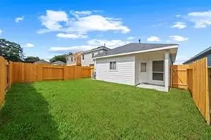 24709 White Libertia Ct, Houston, TX 77336 - Photo 16