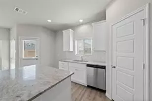 24709 White Libertia Ct, Houston, TX 77336 - Photo 8