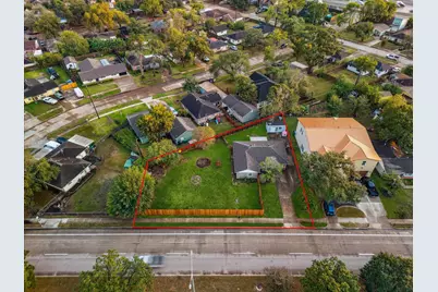 6103 W 43rd Street, Houston, TX 77092 - Photo 2