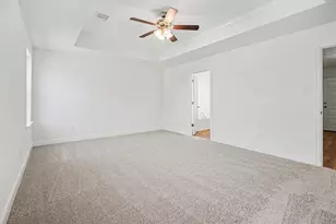 7 Keystone Ct, Angleton, TX 77515 - Photo 24