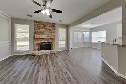 1906 Crescent Oak Drive, Missouri City, TX 77459 - Photo 2