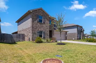 15013 Eastern Wood Rd, Magnolia, TX 77354 - Photo 2