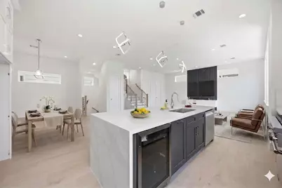 1110 Peden Street #C, Houston, TX 77006 - Photo 8