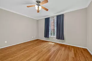 2255 Braeswood Park Dr, Houston, TX 77030 - Photo 22