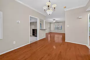 2255 Braeswood Park Dr, Houston, TX 77030 - Photo 8