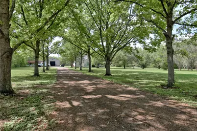 18135 N State Highway 75, Willis, TX 77378 - Photo 6