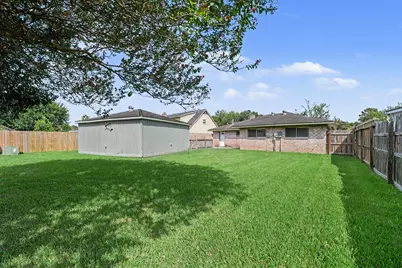 10210 Sagerock Drive, Houston, TX 77089 - Photo 20
