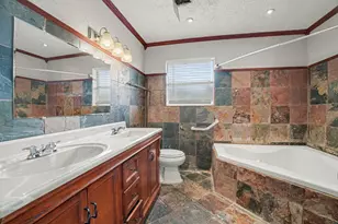 10210 Sagerock Dr, Houston, TX 77089 - Photo 18