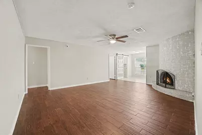10210 Sagerock Drive, Houston, TX 77089 - Photo 10