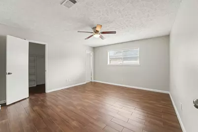 10210 Sagerock Drive, Houston, TX 77089 - Photo 16