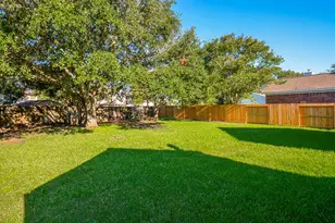 811 Spring Valley Ct, Sugar Land, TX 77479 - Photo 22