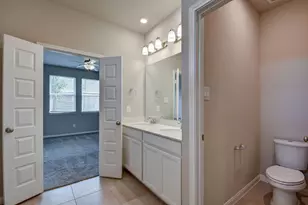 18572 Meadow Point Ln, Conroe, TX 77316 - Photo 32