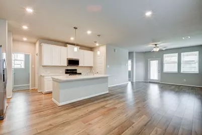18572 Meadow Point Lane, Conroe, TX 77316 - Photo 8