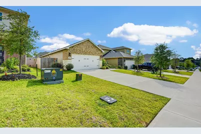 18572 Meadow Point Lane, Conroe, TX 77316 - Photo 2