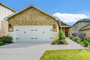 18572 Meadow Point Ln, Conroe, TX 77316 - Photo 1