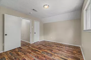 110 Mockingbird Ln, Clute, TX 77531 - Photo 44