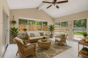 110 Mockingbird Ln, Clute, TX 77531 - Photo 26
