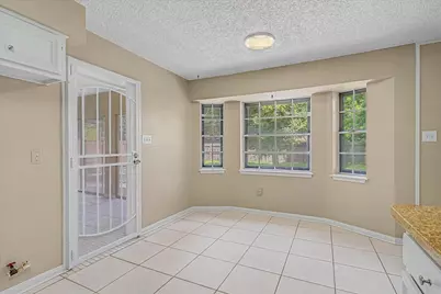 110 Mockingbird Lane, Clute, TX 77531 - Photo 22