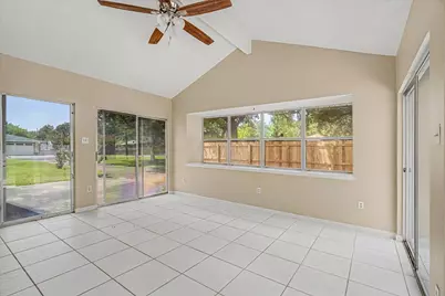 110 Mockingbird Lane, Clute, TX 77531 - Photo 24