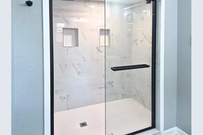 613 Magnolia, Lake Jackson, TX 77566 - Photo 14