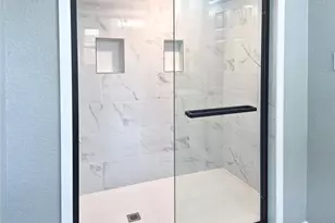 613 Magnolia, Lake Jackson, TX 77566 - Photo 14