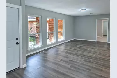 613 Magnolia, Lake Jackson, TX 77566 - Photo 6