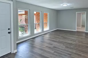 613 Magnolia, Lake Jackson, TX 77566 - Photo 6