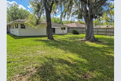 613 Magnolia, Lake Jackson, TX 77566 - Photo 26