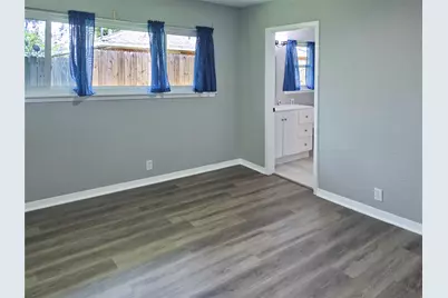 613 Magnolia, Lake Jackson, TX 77566 - Photo 12